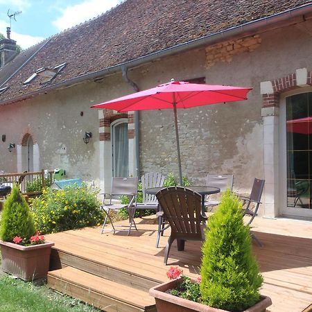 Saint-Germain-du-Puy Chambres D'Hotes Du Domaine De Jacquelin חדר תמונה