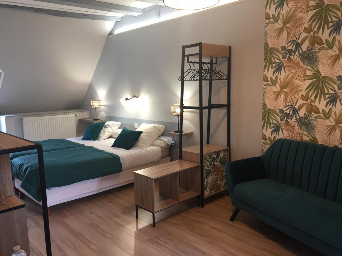 Saint-Germain-du-Puy Chambres D'Hotes Du Domaine De Jacquelin מראה חיצוני תמונה