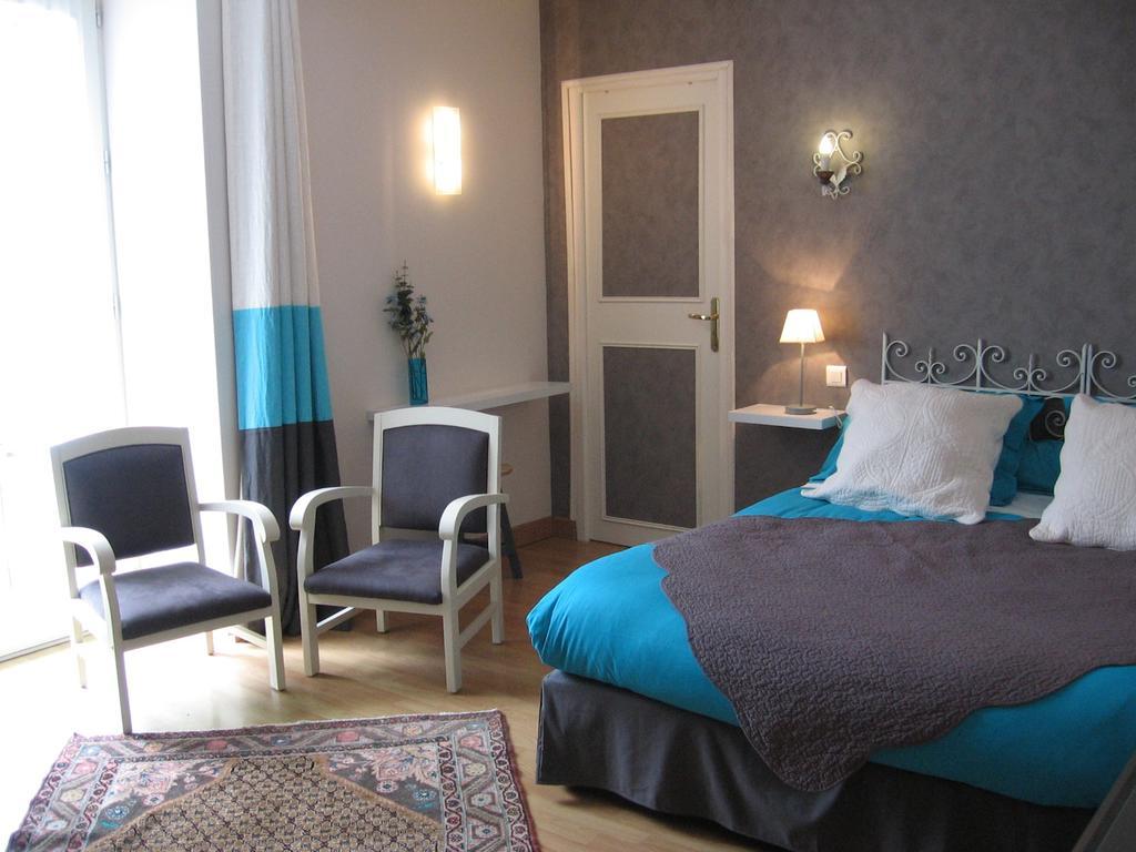Saint-Germain-du-Puy Chambres D'Hotes Du Domaine De Jacquelin חדר תמונה
