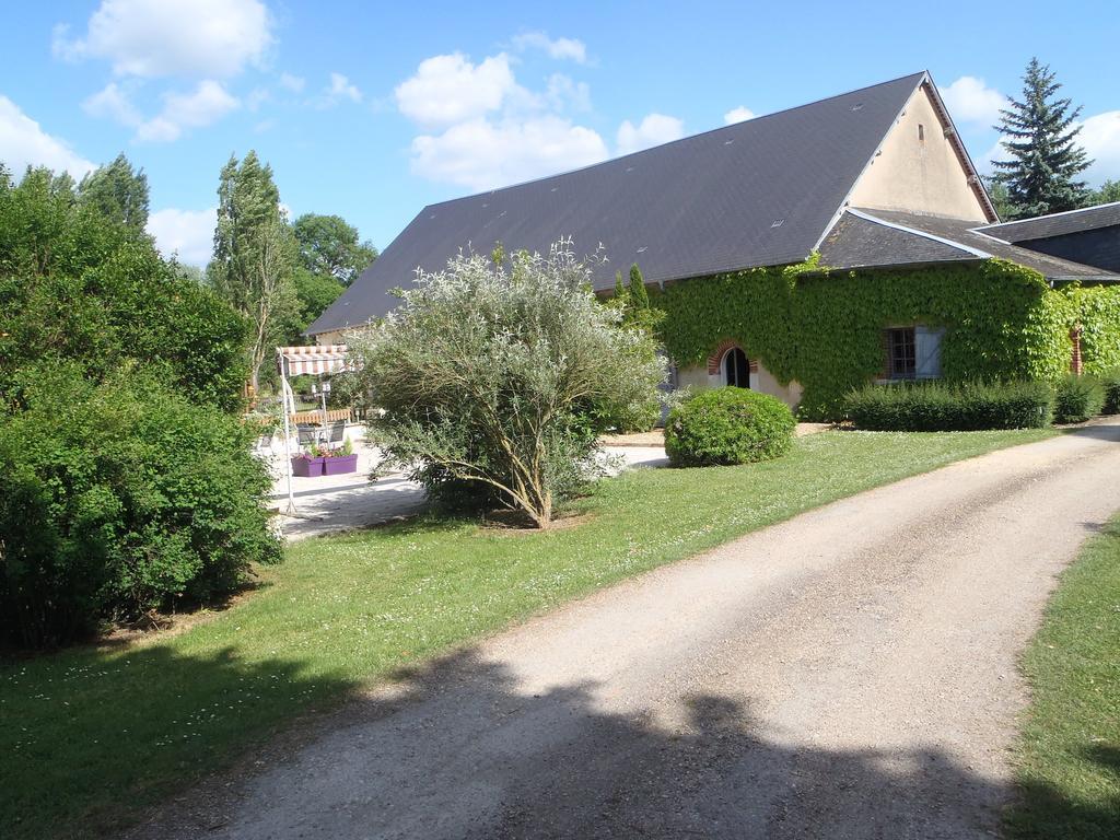 Saint-Germain-du-Puy Chambres D'Hotes Du Domaine De Jacquelin מראה חיצוני תמונה